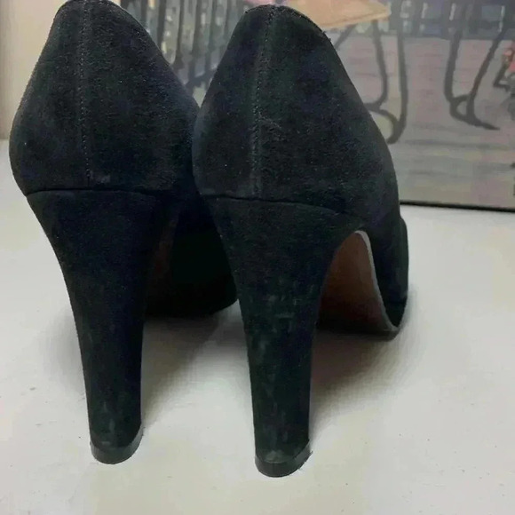 Stewart Weitzman  black suede heels - Picture 5 of 8